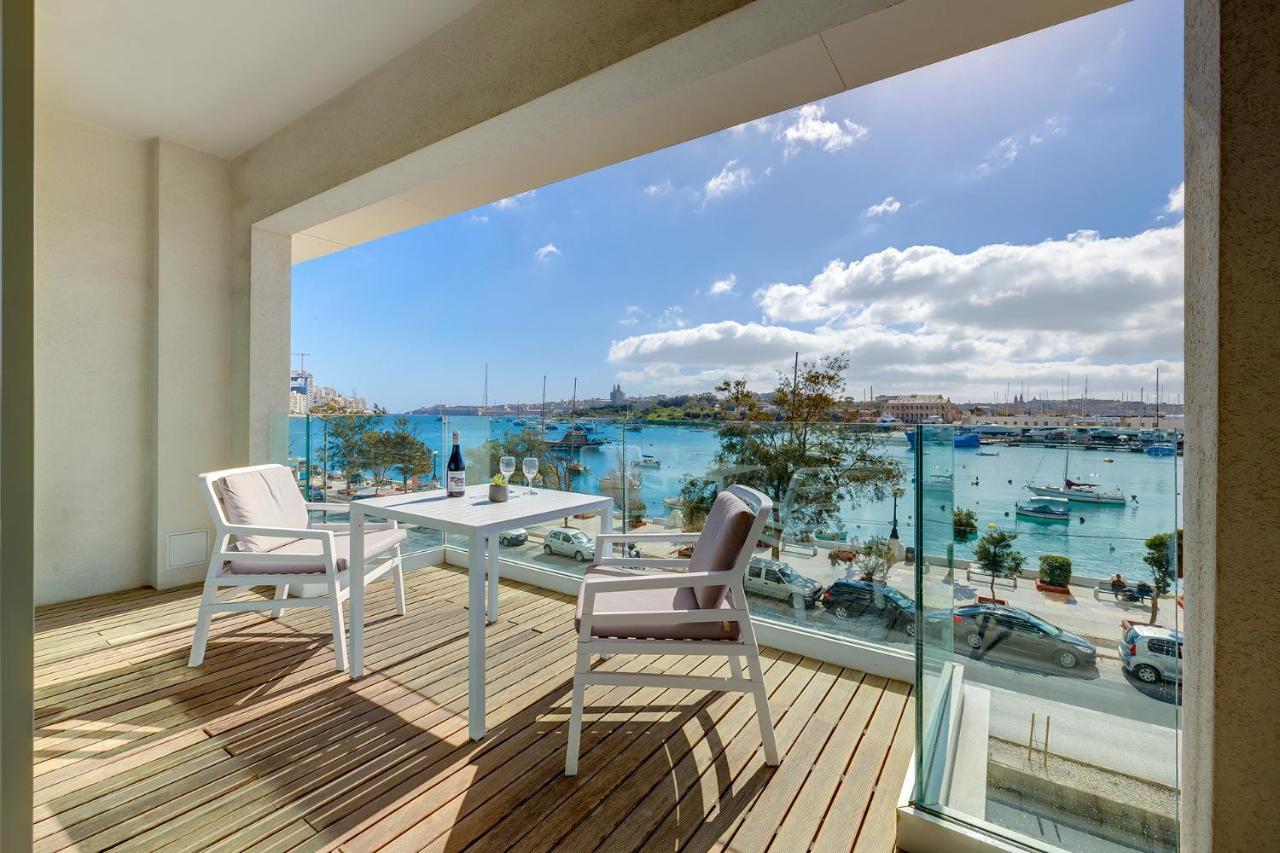 Luxury Apartment With Valletta And Harbour Views Sliema Esterno foto