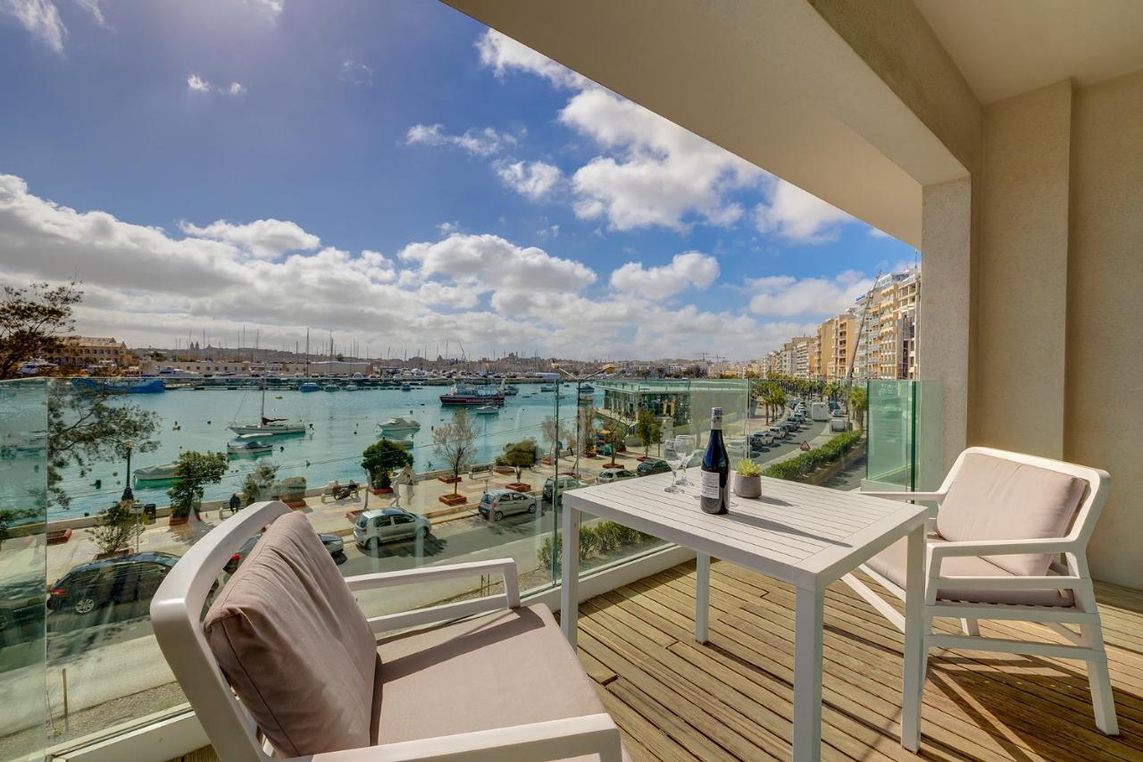 Luxury Apartment With Valletta And Harbour Views Sliema Esterno foto